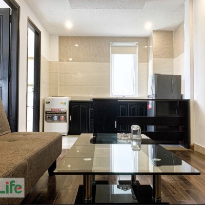 Image 띠엔선 다리 큰 사거리에 위치하는 1베룸